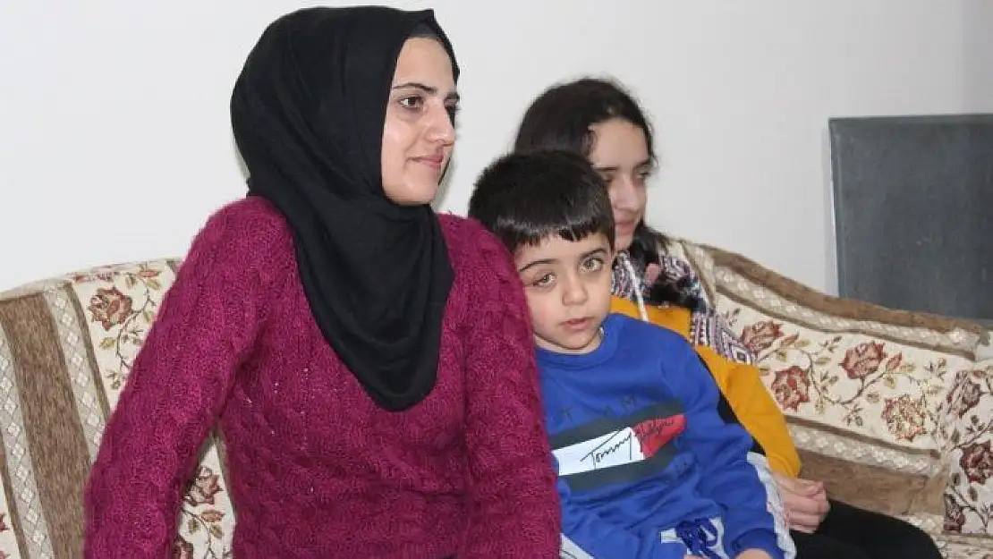Küçük Emir gözünü kaybetmesin diye STK'lar harekete geçti