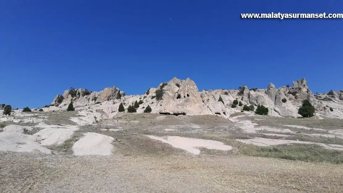 Kurudere mağaraları ve peri bacaları keşfedilmeyi bekliyor