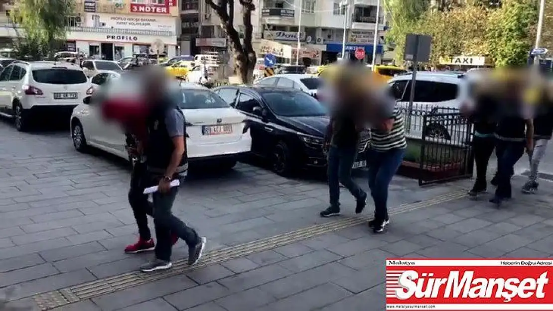 Kuşadası'nda  çaldılar, İzmir'de yakalandılar