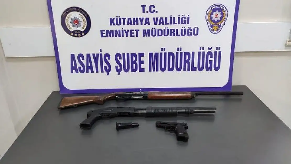 Kütahya'da eski eşini silahla tehdit ve darp eden şahıstan cephanelik çıktı