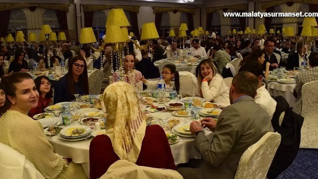 Malatya Barosu'nun iftar programına yoğun katılım