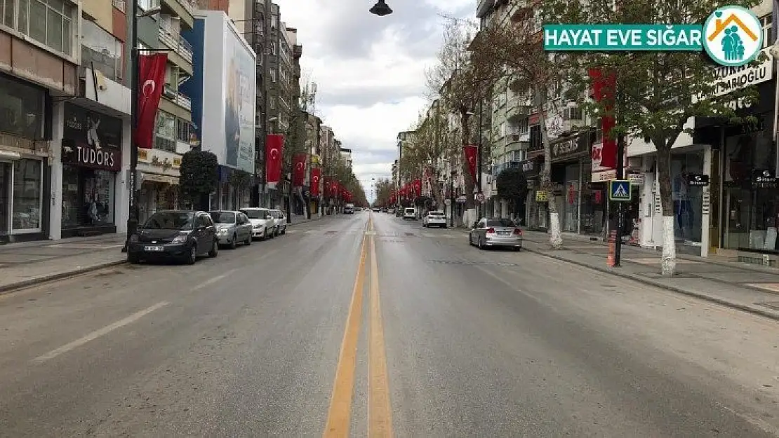 Malatya'da  cadde ve sokaklarda sessizlik hakim