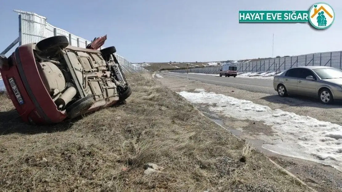 Malatya'da 112 personelleri kaza yaptı