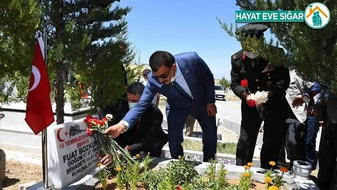 Malatya'da 15 Temmuz şehitleri mezarı başında anıldı