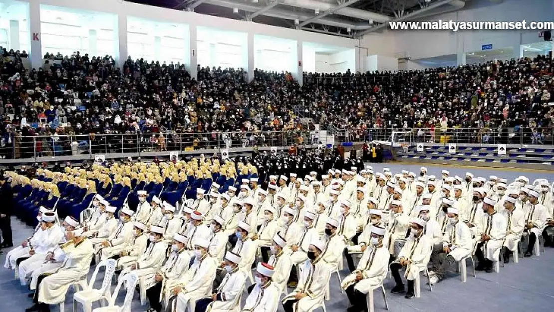 Malatya'da 290 öğrenci için 'Hafızlık Merasimi' düzenlendi