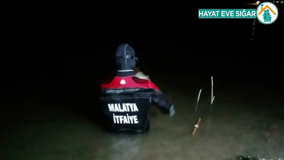 Malatya'da balıkçı teknesi alabora oldu: 1 kişi kayıp
