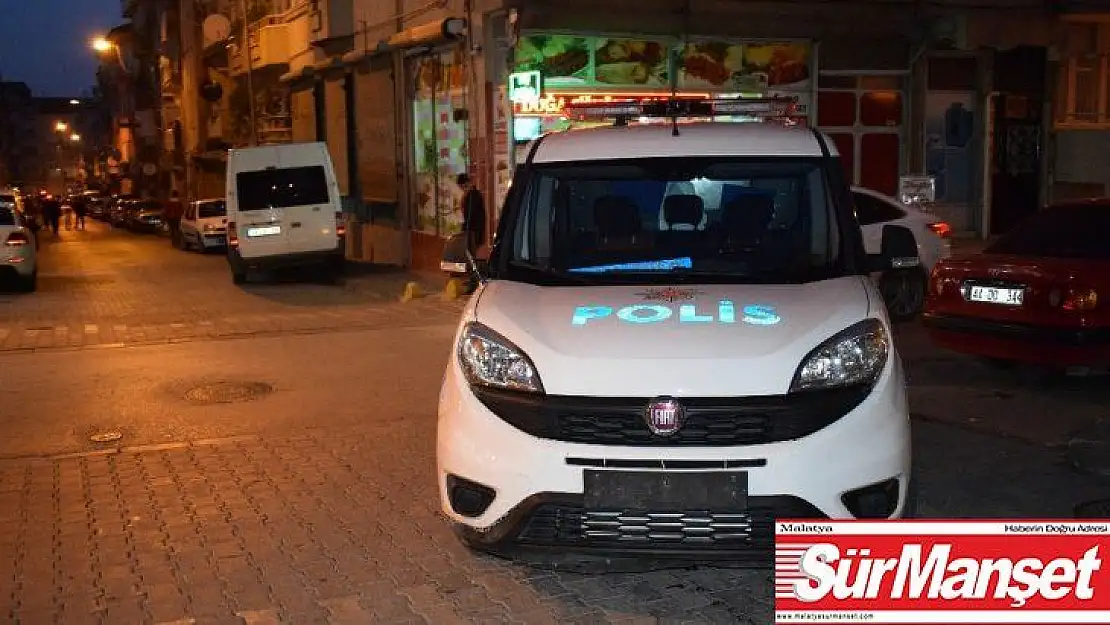 Malatya'da bıçaklı kavga: 2'si ağır 3 yaralı