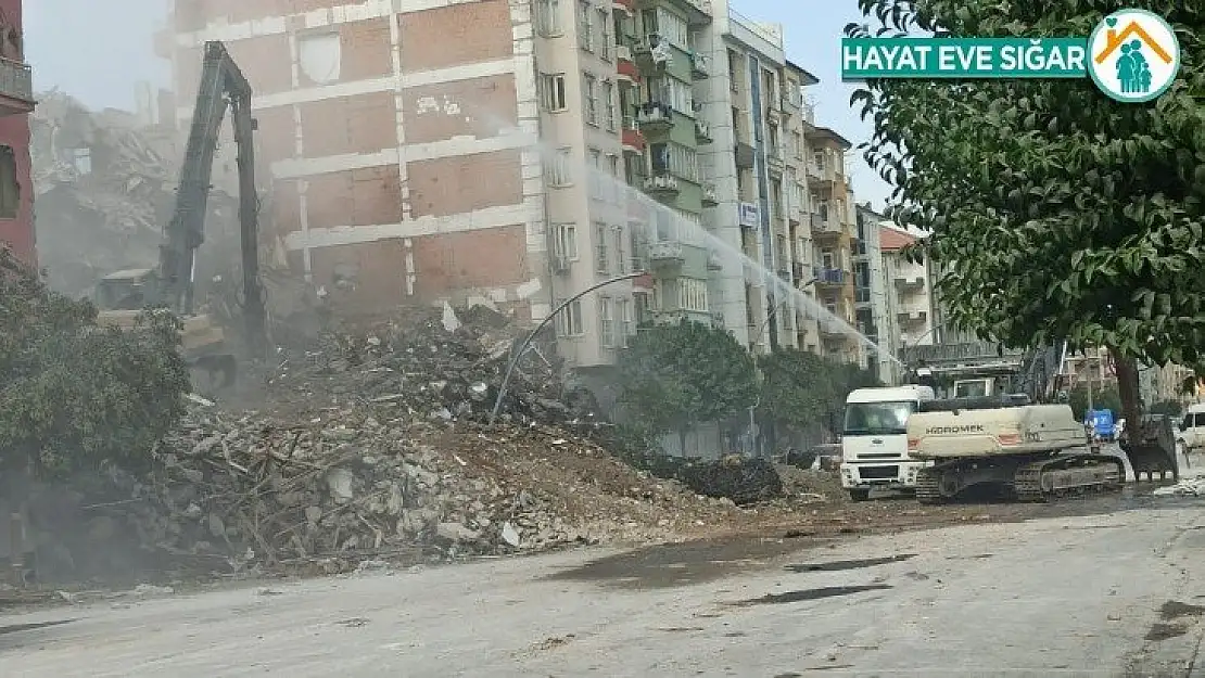 Malatya'da bin 928 hasarlı evin yıkımı gerçekleşti