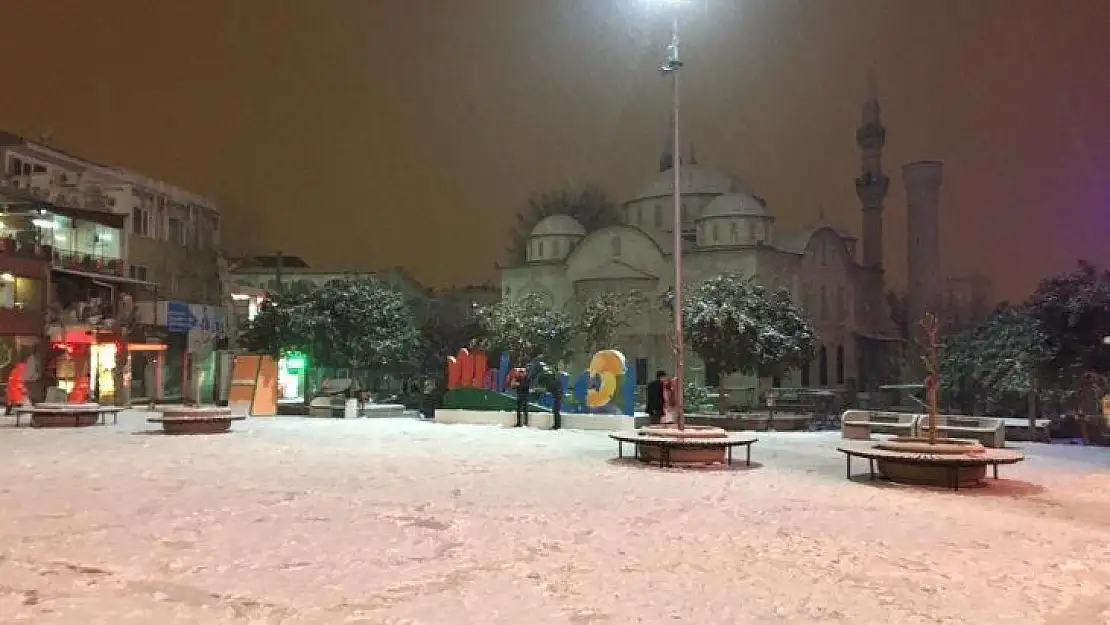 Malatya'da eğitime kar engeli