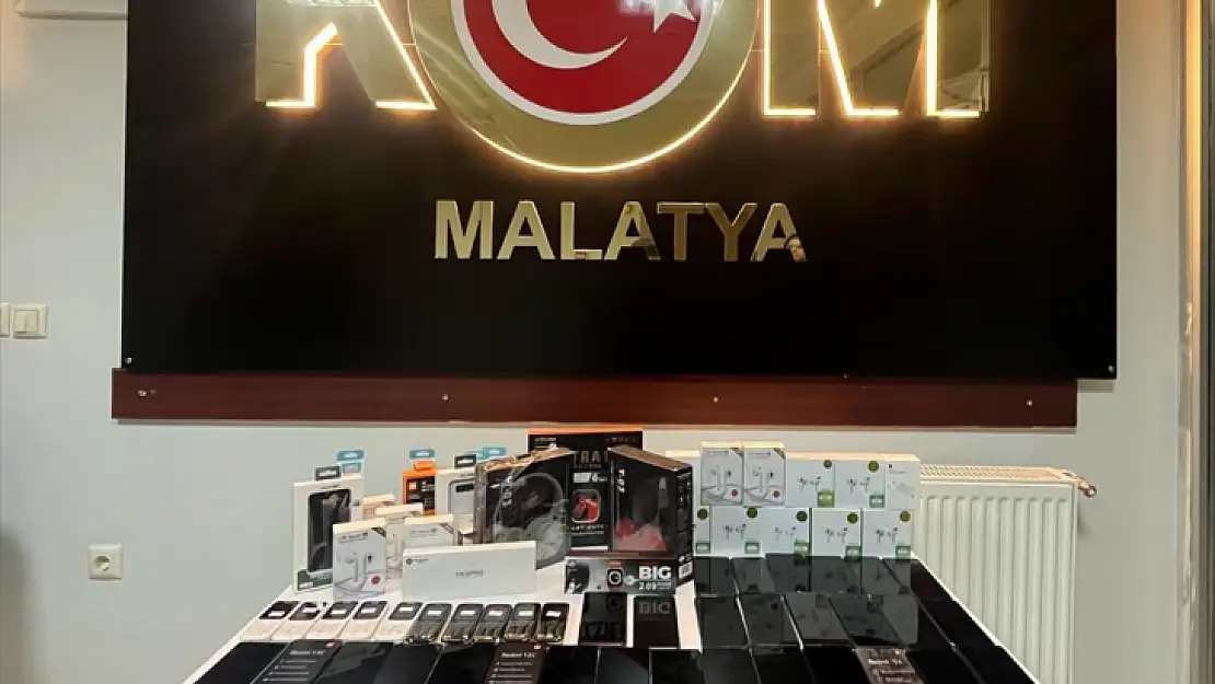 Malatya'da gümrük kaçağı 54 cep telefonu ele geçirildi