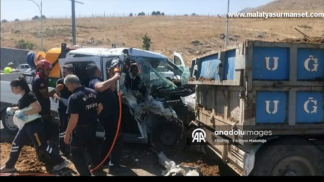 Malatya'da iki ayrı trafik kazasında 2 kişi yaralandı