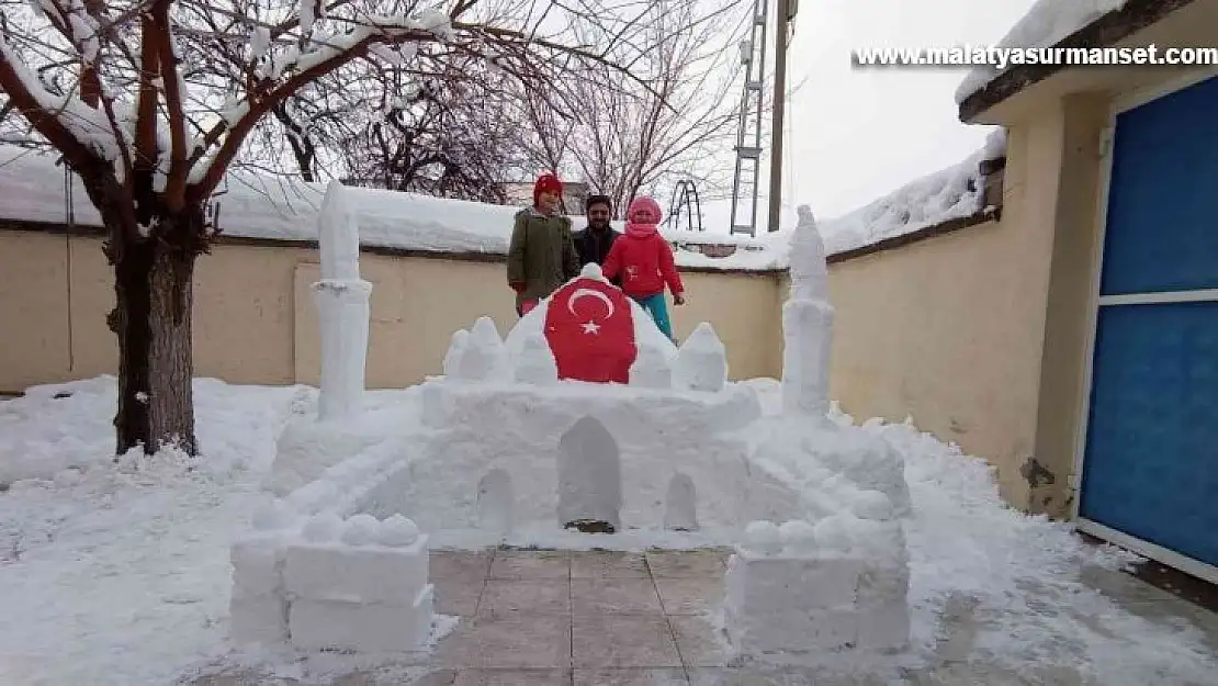 Malatya'da kardan cami