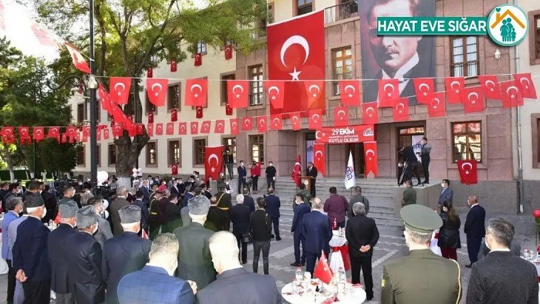 Malatya'da korona gölgesinde Cumhuriyeti kutlamaları