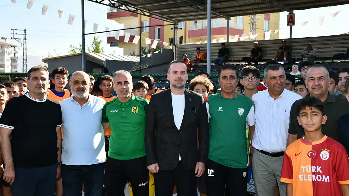 Malatya'da Neler Oluyor? Bu Takım Sadece Futbol Değil Umut da Vaat Ediyor!