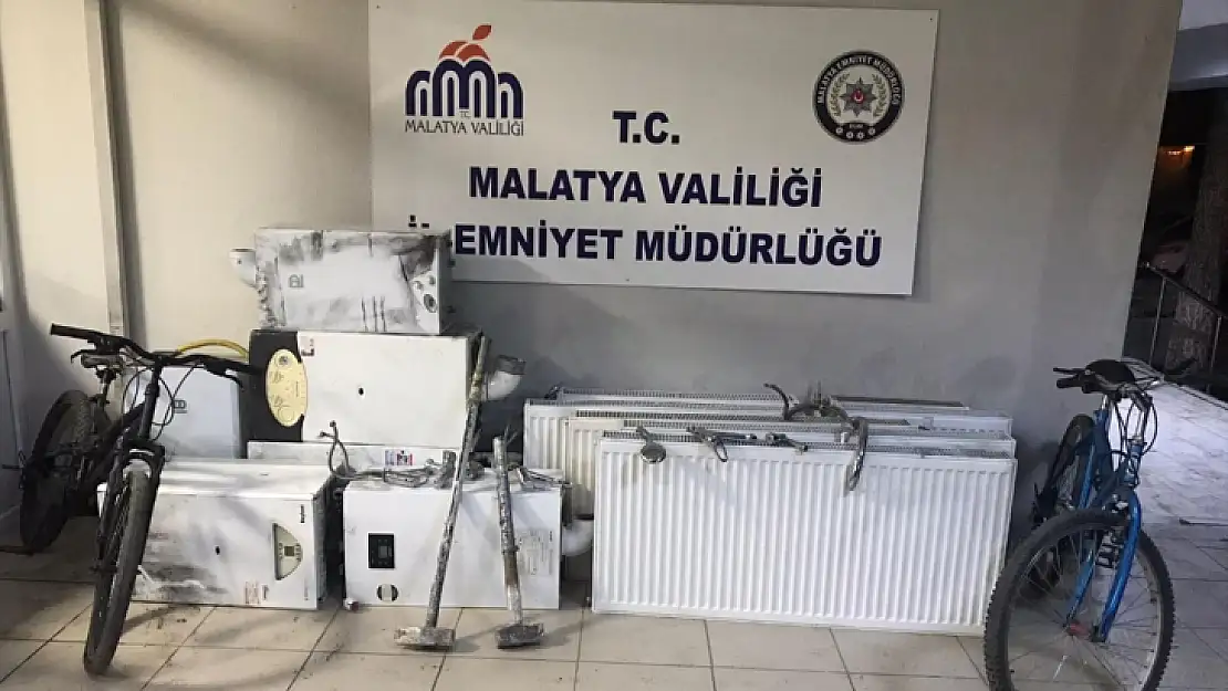 Malatya'da orta hasarlı binadan hırsızlık iddiasıyla 3 zanlı yakalandı