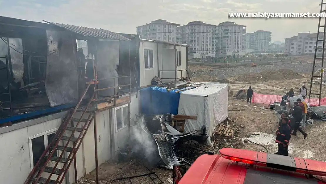 Malatya'da şantiyede korkutan yangın