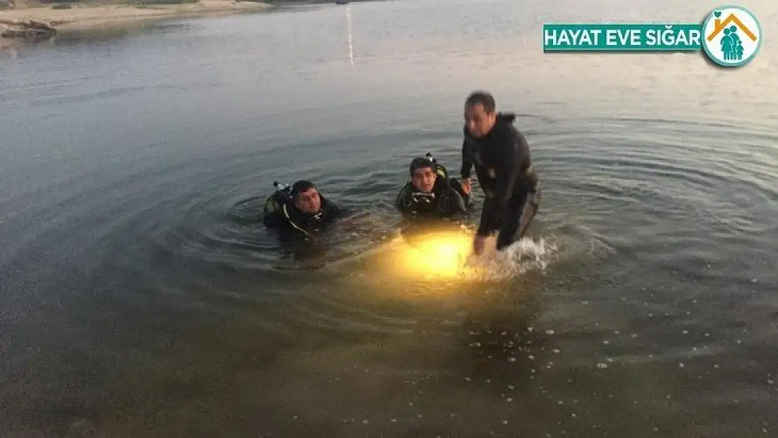 Malatya'da serinlemek için gölete giren genç boğuldu