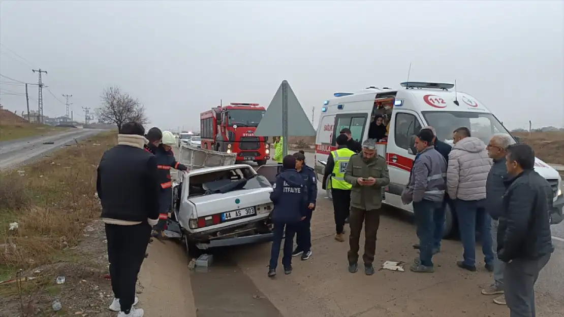 Malatya'da takla atan otomobilin sürücüsü yaralandı