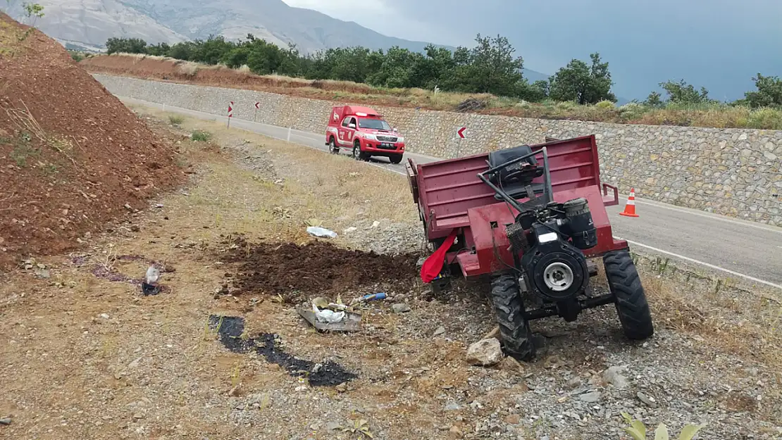 Malatya'da Tarım Aracı Devrildi 1 Kişi Hayatını Kaybetti