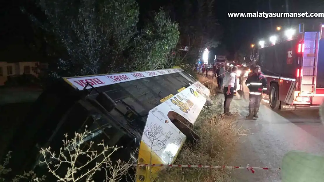 Malatya'da yolcu otobüsü yan yattı: 4 yaralı