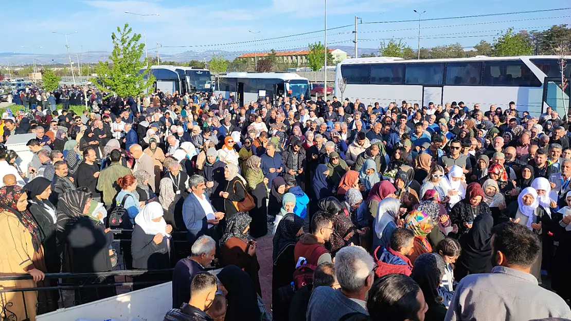 Malatya'dan İlk Hac Kafilesi Yola Çıktı