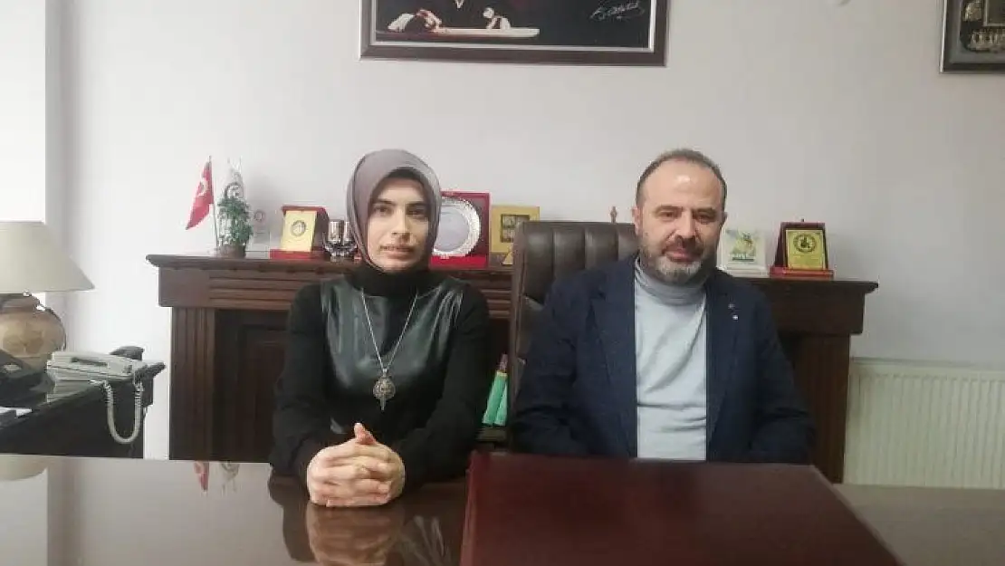 Malatya Eczacılar Odası Başkanlığına Ebru Sönmez getirildi