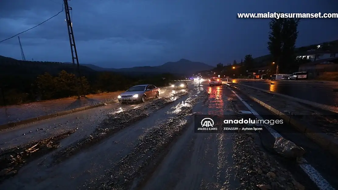 Malatya-Kayseri kara yolunda kontrollü sağlanan ulaşım normale döndü