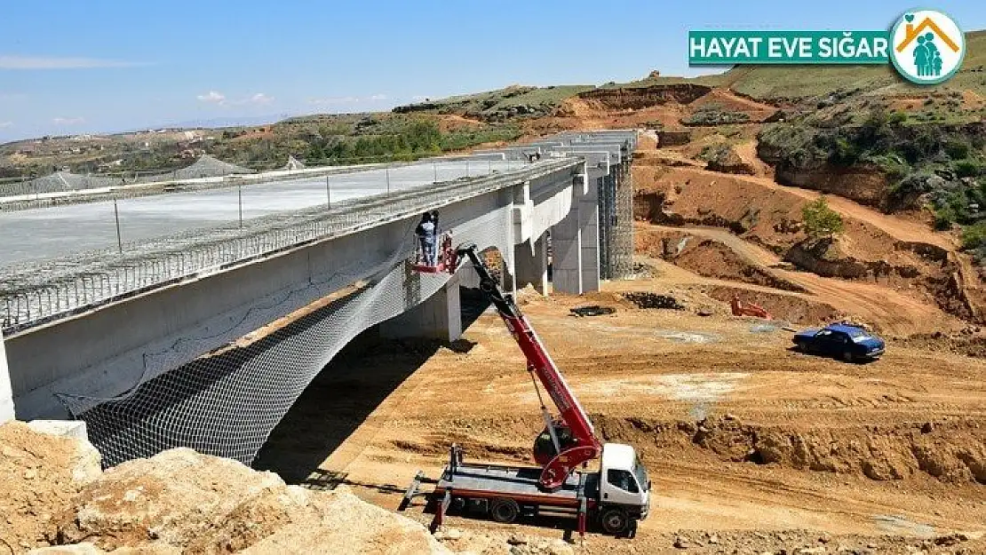 Malatya kuzey çevre yolu ilerliyor