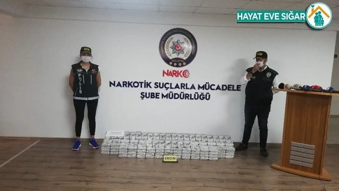 Malatya polis ekipleri tarafından gerçekleştirilen operasyonda piyasa değeri yaklaşık 13 milyon TL olan 195 kilogram eroin ele geçirildi.