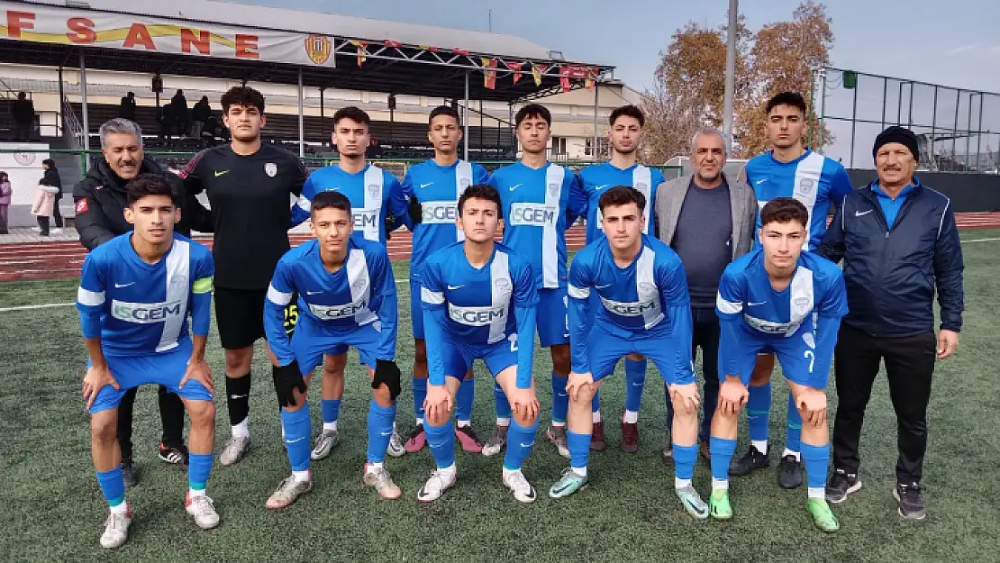 Malatya  U-18 Futbol ligi Play-off  2  karşılaşmayla devam edildi.