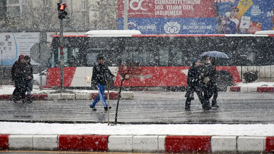 Malatya Ya Beyaza Büründü