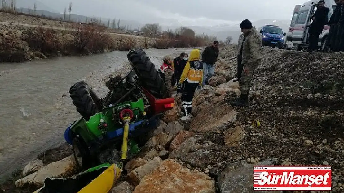 Malatyada traktör şarampole devrildi