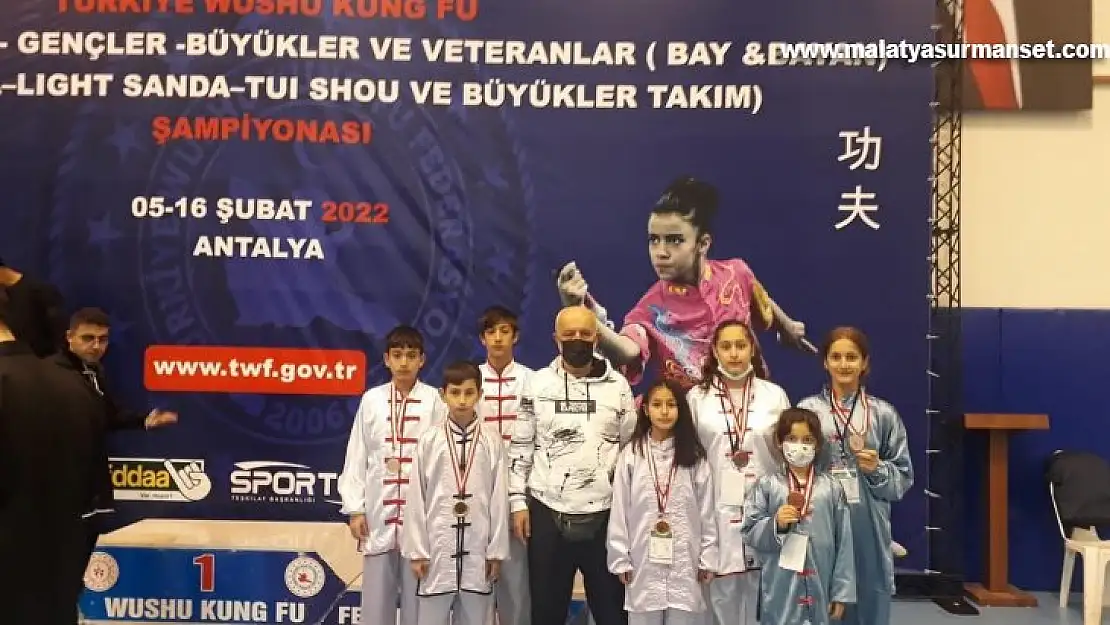 Malatyalı Wushu Kung Fu sporcuları 45 madalya ile dönüyor