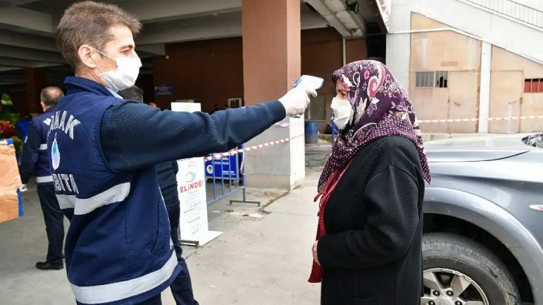 Mamak'ta pazar yerlerinde Covid-19 düzeni