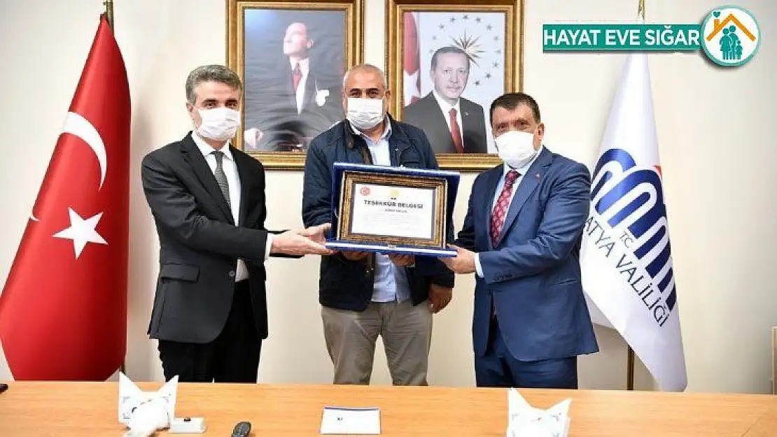 Maske üreten tekstil firmalarına teşekkür belgesi