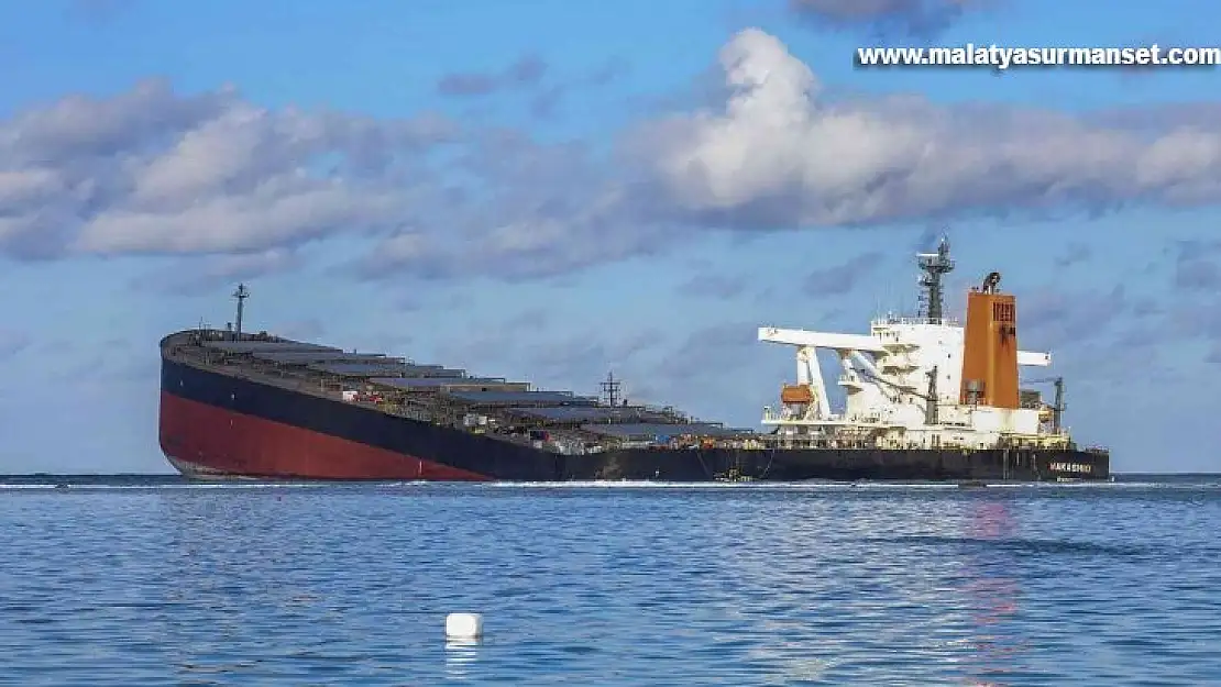 Mauritius'ta çevre felaketine neden olan geminin kaptanına 20 ay hapis cezası