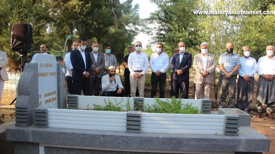 Mehmet Yavuz mezarı başında anıldı