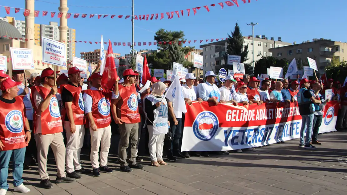 Memurlar Hangi Talepler İçin İş Bıraktı? İşte Detaylar