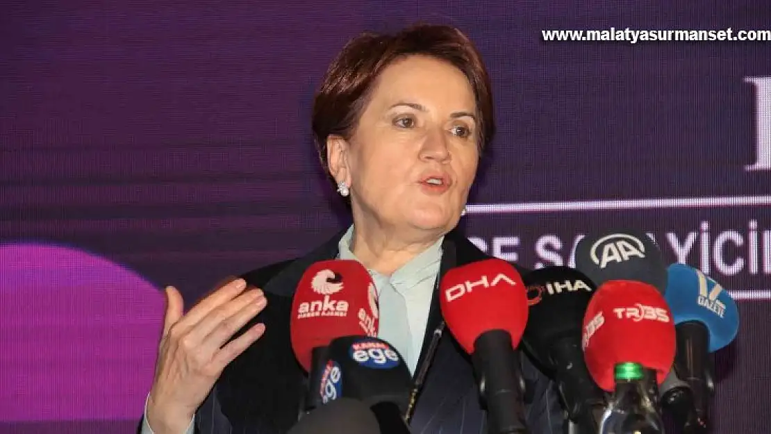 Meral Akşener, İzmir'de iş dünyasıyla buluştu