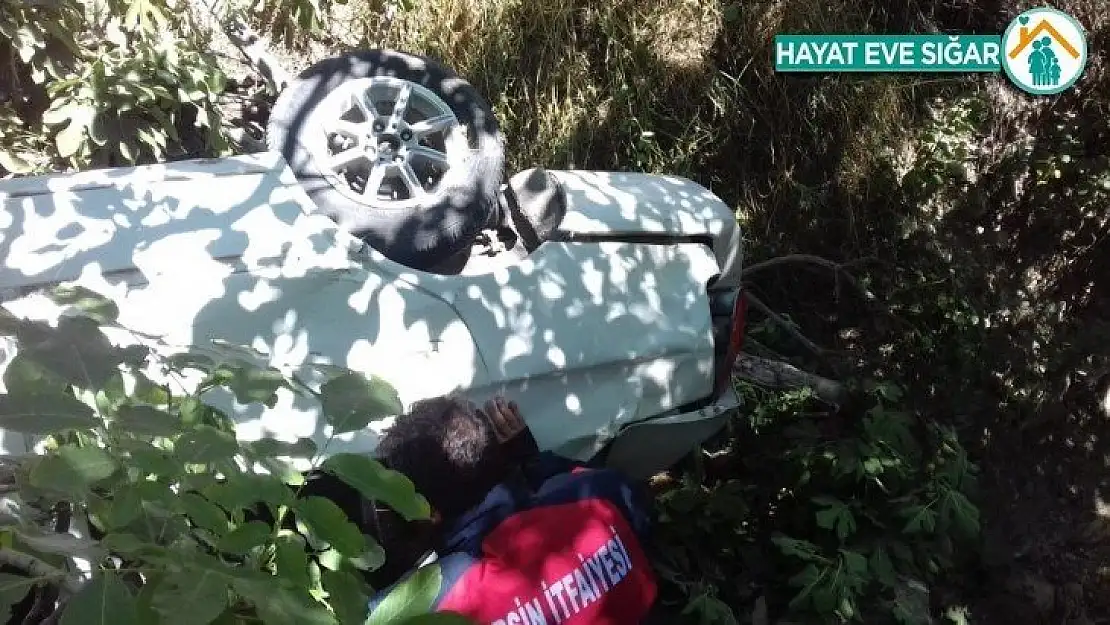 Mersin'de dereye uçan otomobildeki 5 kuzen yaralandı