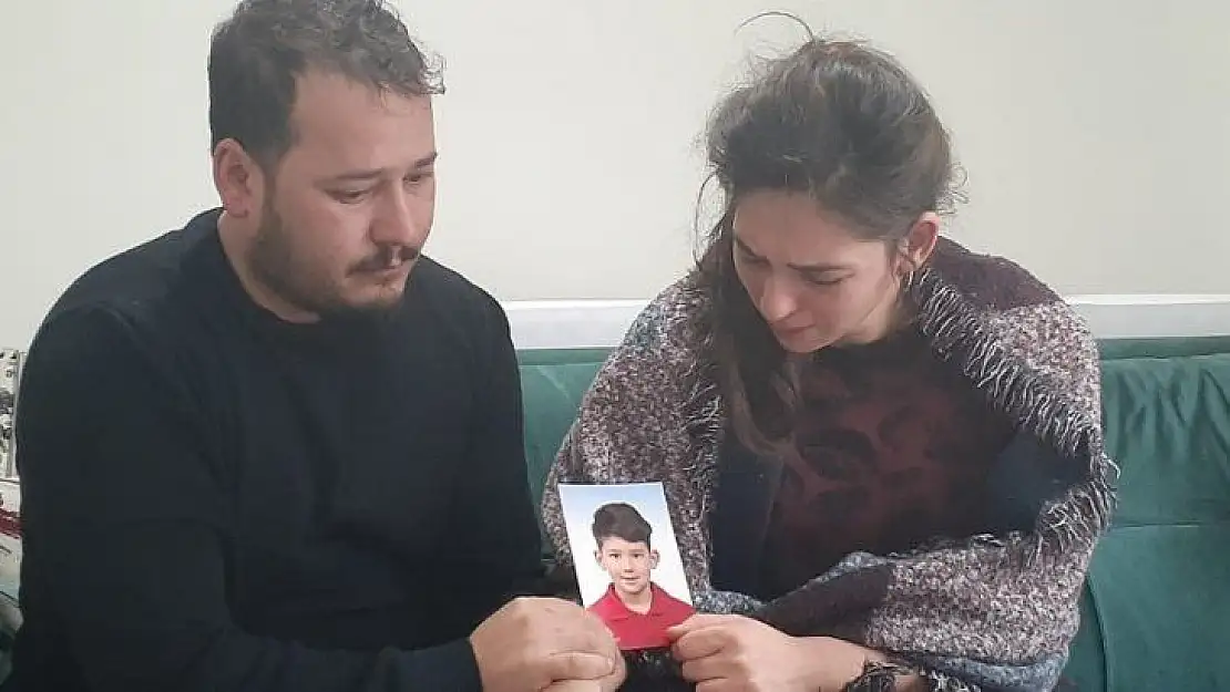 Mert'in anne ve babası: 'Ciğerimiz yanıyor, bir gün değil her gün ölüyoruz'