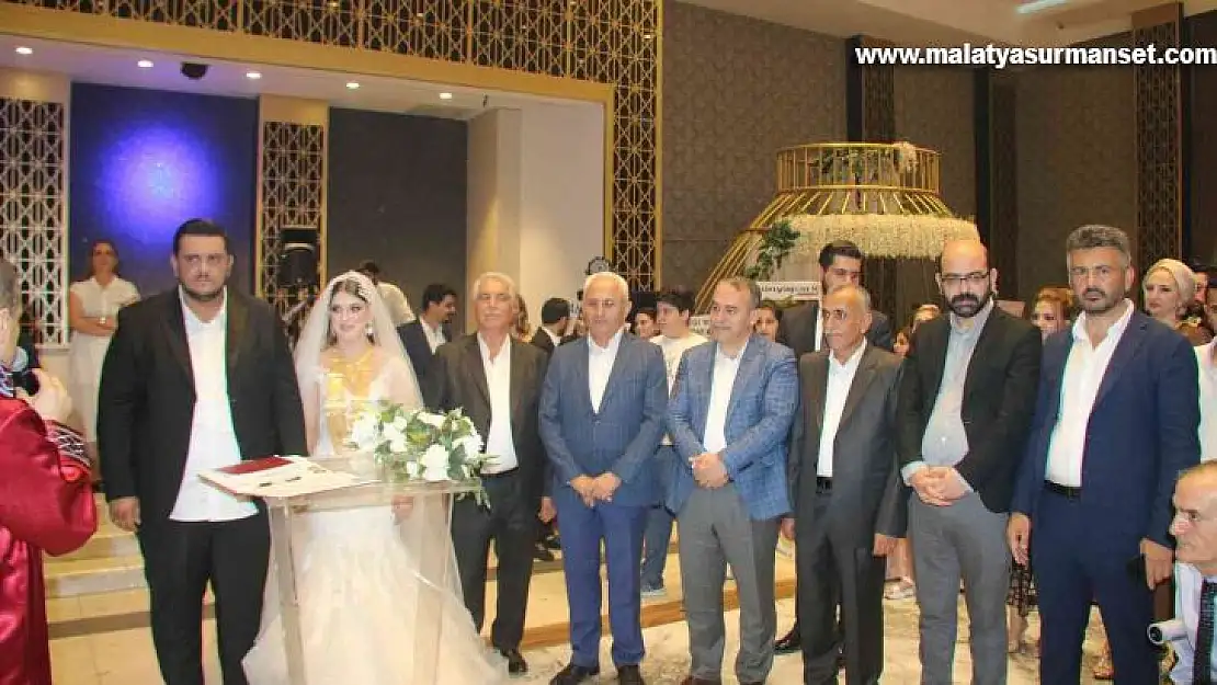 Metina aşireti düğününe yoğun katılım