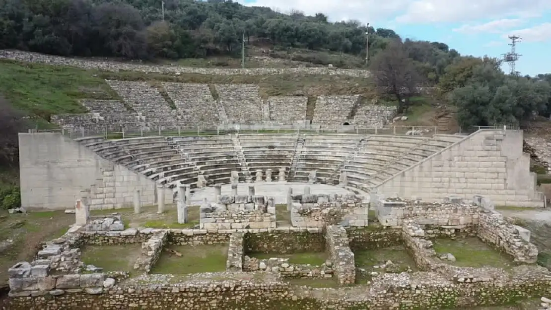 Metropolis Antik Kenti'ndeki kazı çalışmaları tanıtıldı