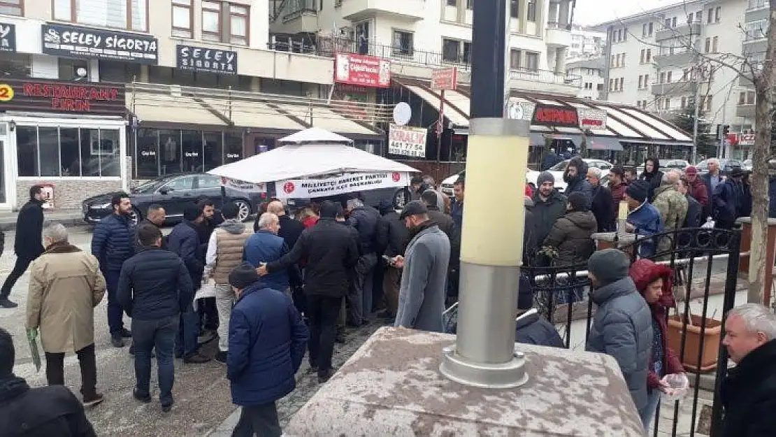 MHP Çankaya yaşanan afetlerin ardından kurban kesip dağıttı