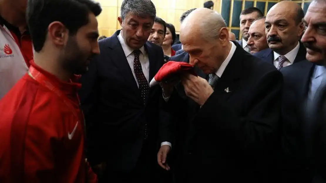 MHP lideri Bahçeli, İYİ Parti'deki istifaları değerlendirdi