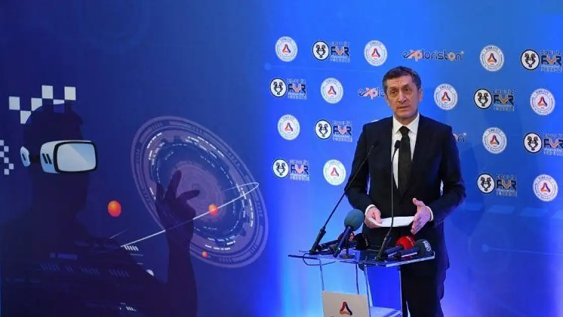 Milli Eğitim Bakanı Selçuk: 'Lütfen öz geçmişinizle çok fazla ilgilenmeyin'
