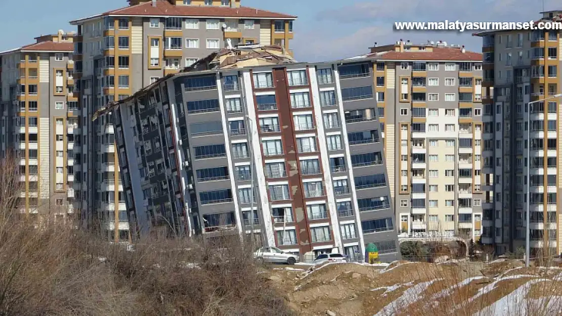 Milyonluk yeni daireleri yıkılan vatandaşlar isyan etti