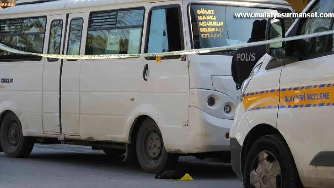 Minibüs içerisindeki kavga kanlı bitti: 1 ölü