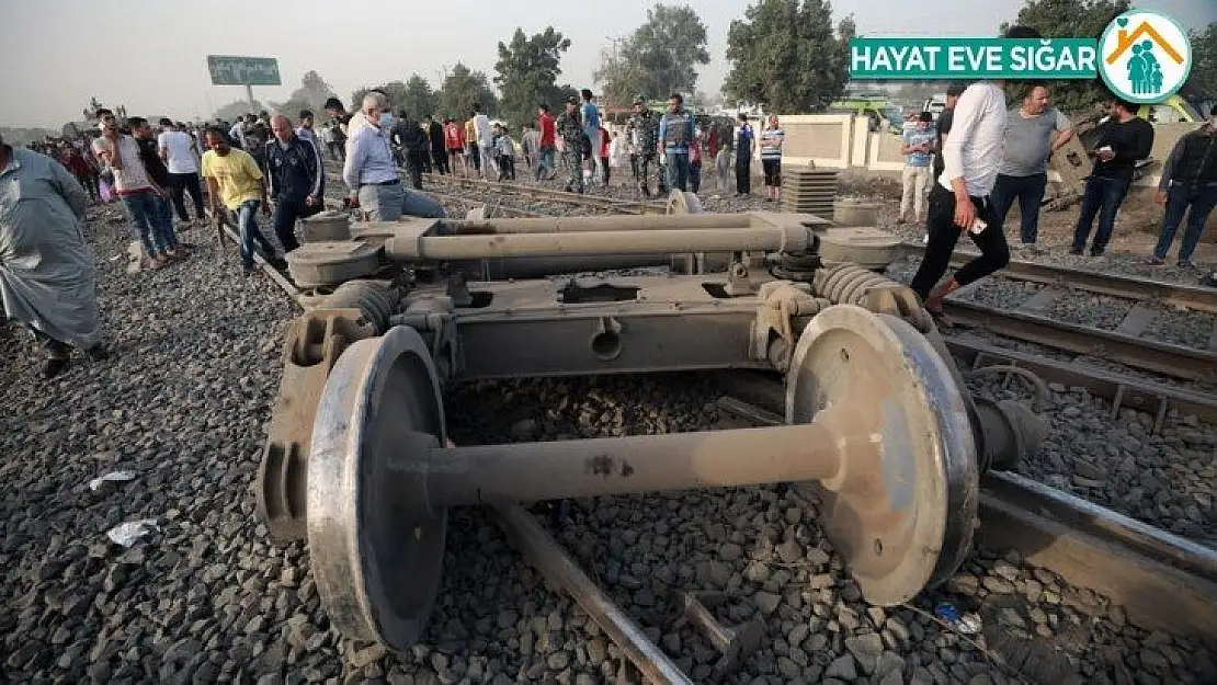 Mısır'daki tren kazasında ölü sayısı 11'e yükseldi