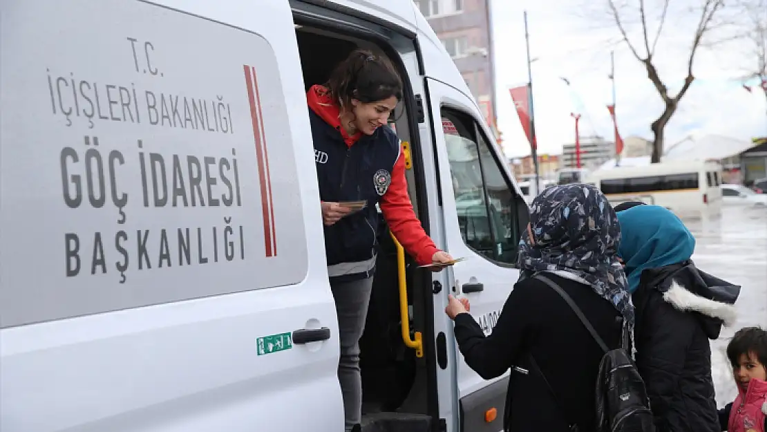 Mobil Göç Noktası aracı 4 ayda 151 düzensiz göçmen tespit etti